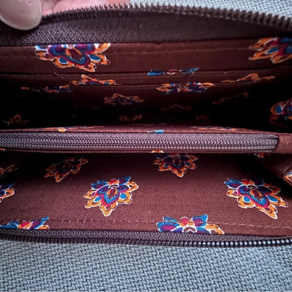 Longaberger Sisters Floral Quilted Wallet‎